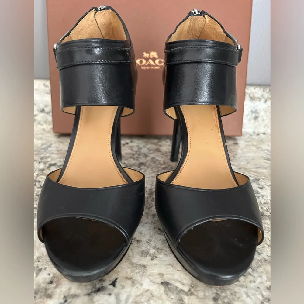 Coach Wexwood Semi Matte Calf Leather Peep Toe Heels in Original Box Size 8.5 - Picture 9 of 15